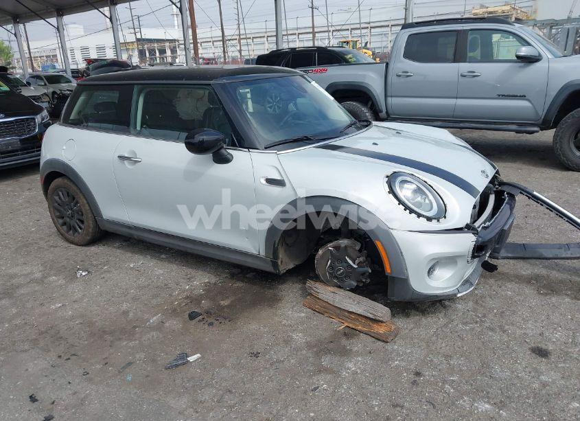 2021 Mini Hardtop COOPER (VIN WMWXR3C09M2N96671) main photo