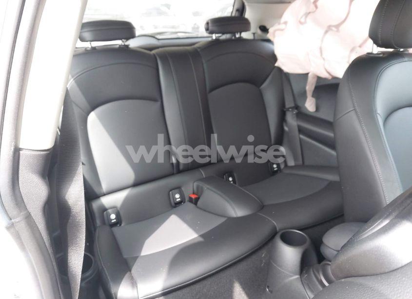 Photo 8 of 2021 Mini Hardtop COOPER (VIN WMWXR3C09M2N96671)