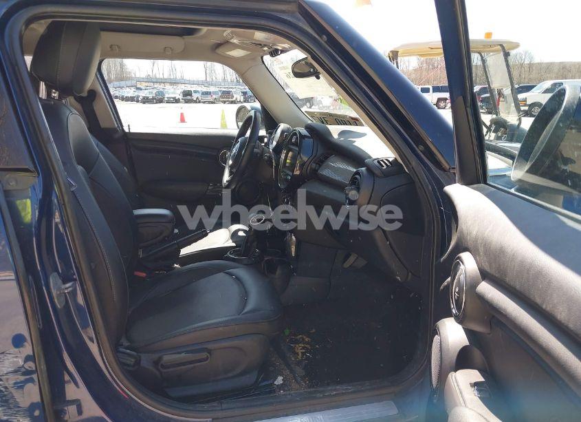 Photo 5 of 2015 Mini Hardtop COOPER (VIN WMWXS5C58FT829805)