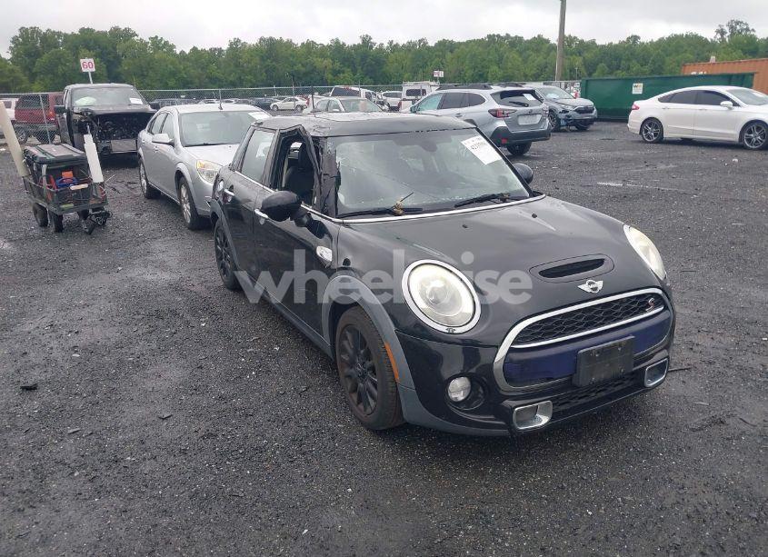 2015 Mini Hardtop COOPER S (VIN WMWXU3C55F2B56429) main photo
