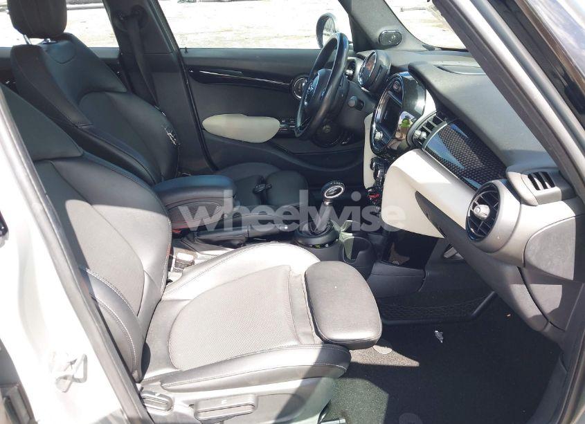 Photo 5 of 2018 Mini Hardtop COOPER S (VIN WMWXU3C55J2F51056)