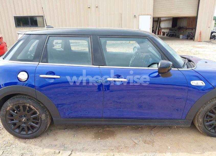 Photo 13 of 2021 Mini Hardtop COOPER S (VIN WMWXU9C00M2N60370)