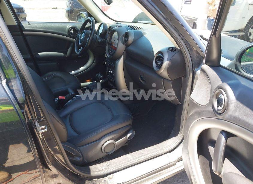 Photo 5 of 2012 Mini Cooper COUNTRYMAN (VIN WMWZB3C51CWM05034)