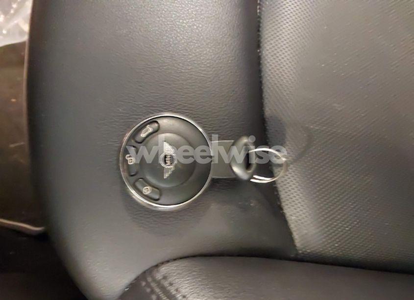 Photo 11 of 2011 Mini Cooper S COUNTRYMAN (VIN WMWZC3C54BWL78942)