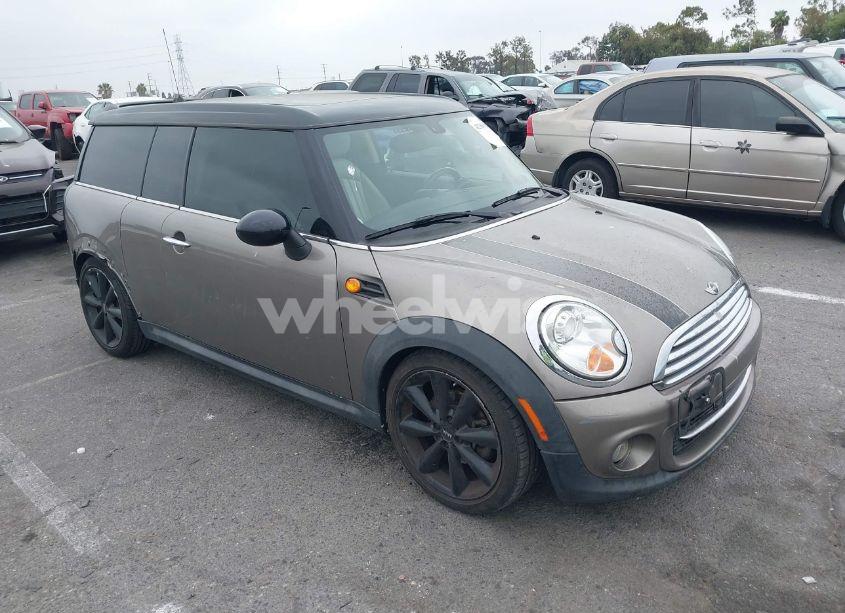 2013 Mini Clubman COOPER (VIN WMWZF3C56DT490749) main photo
