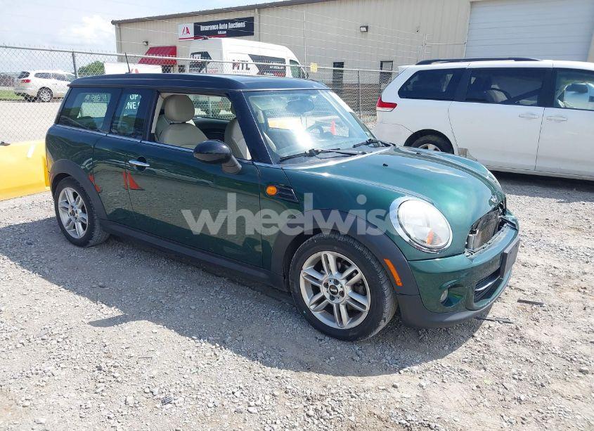 2011 Mini Cooper CLUBMAN (VIN WMWZF3C58BTY00588) main photo