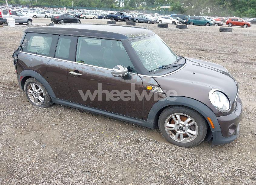2012 Mini Cooper CLUBMAN (VIN WMWZF3C5XCT190128) main photo