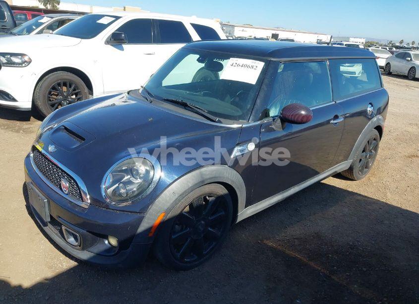 Photo 2 of 2011 Mini Cooper S CLUBMAN (VIN WMWZG3C54BTY36968)