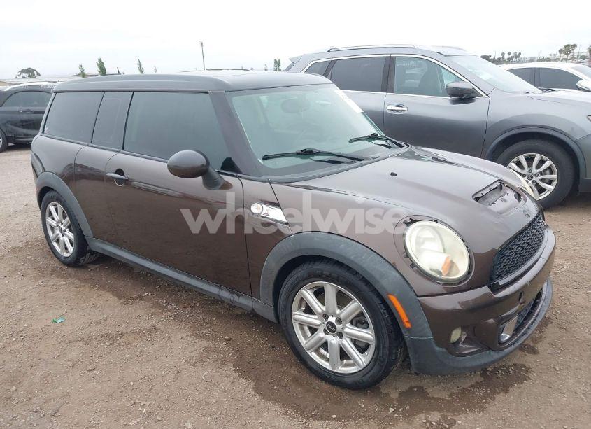 2011 Mini Cooper S CLUBMAN (VIN WMWZG3C5XBTY35114) main photo