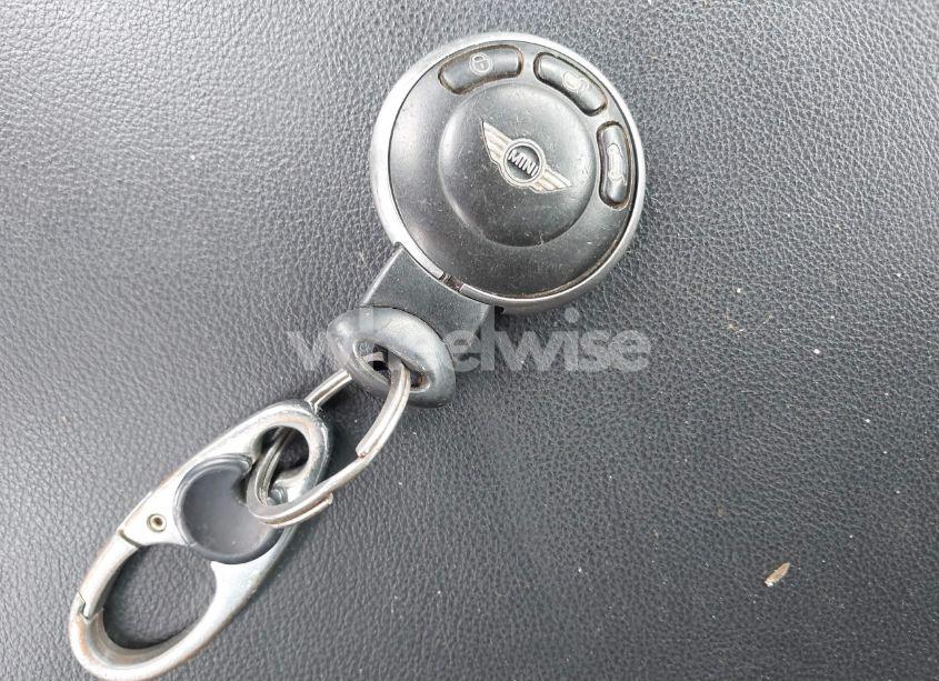 Photo 11 of 2011 Mini Cooper (VIN WMWZN3C55BT132820)