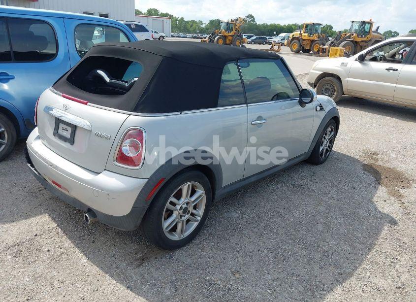 Photo 4 of 2011 Mini Cooper (VIN WMWZN3C56BT133717)