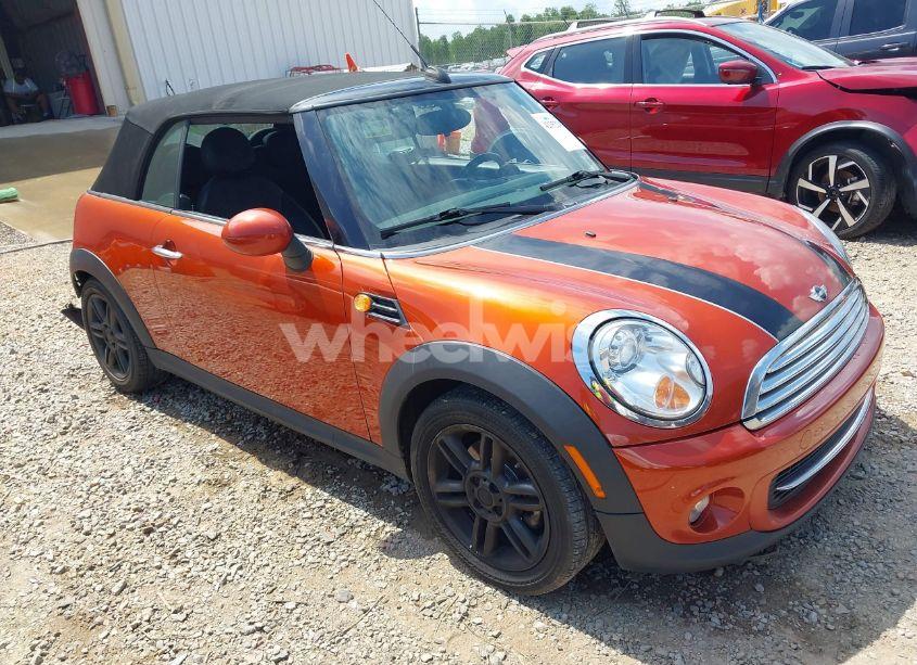 2011 Mini Cooper (VIN WMWZN3C57BTZ89303) main photo