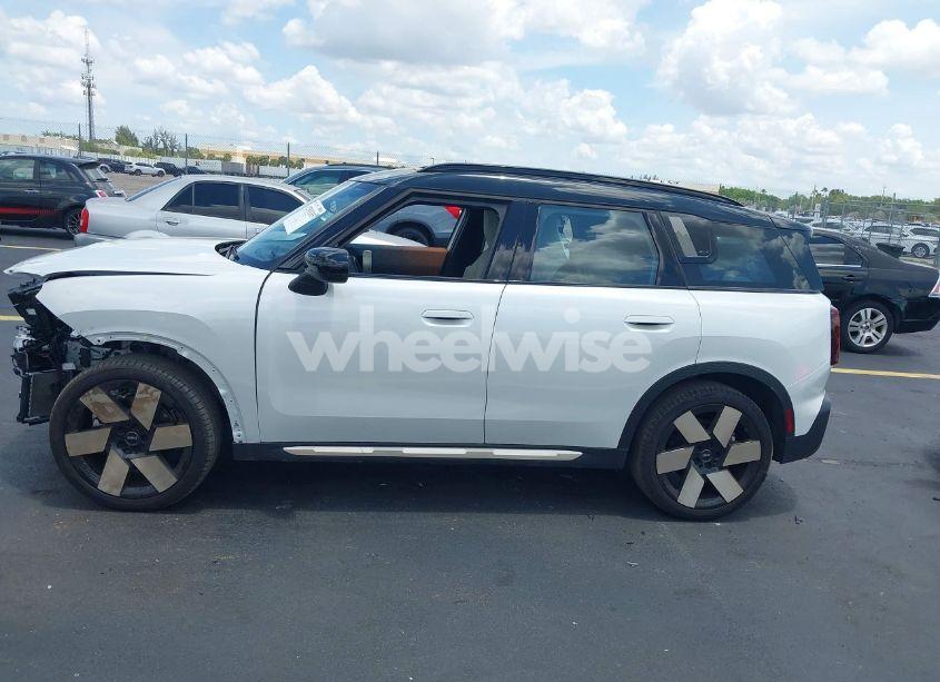 Photo 15 of 2025 Mini Countryman COOPER S (VIN WMZ23GA06S7R31166)