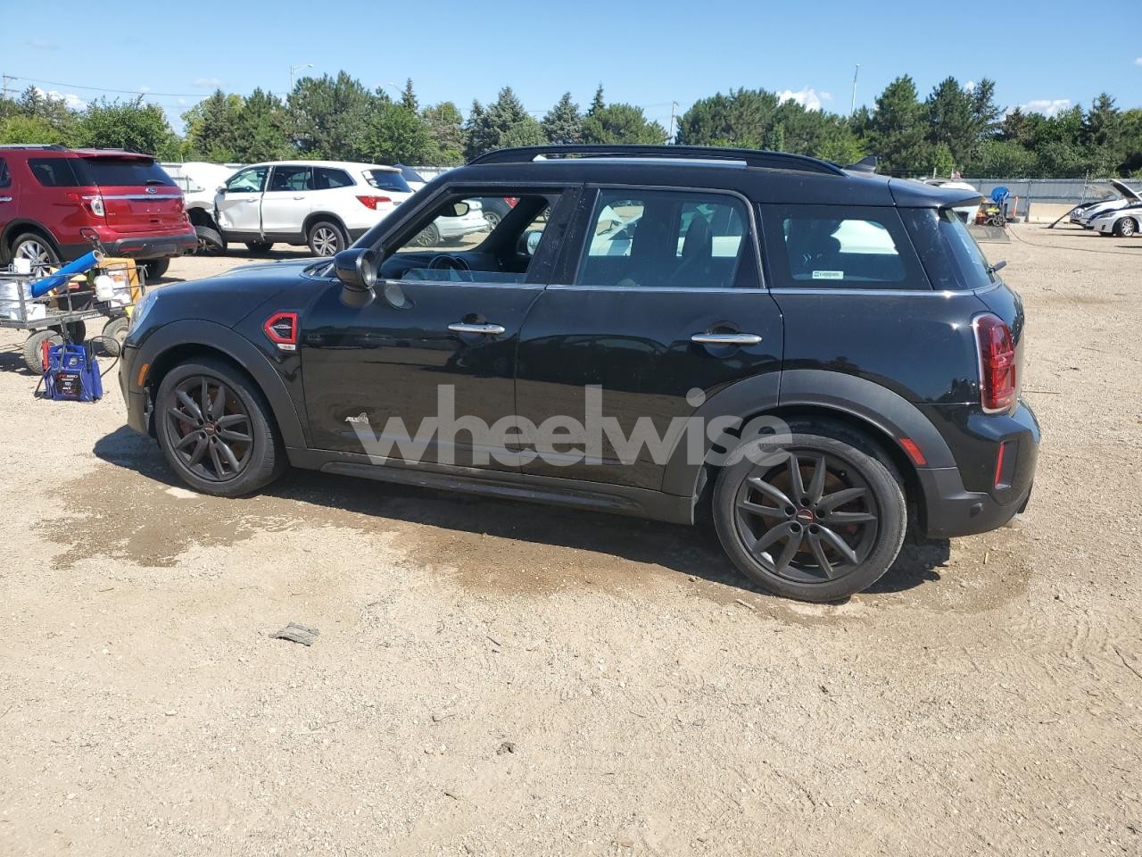 Photo 2 of 2024 MINI COOPER JCW COUNTRYMAN ALL4 (VIN WMZ33BS02R3R50787)