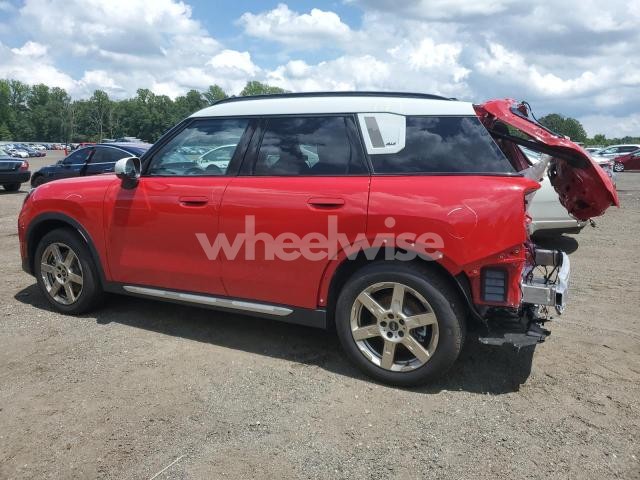 Photo 4 of 2025 MINI COUNTRYMAN SE ALL4 (VIN WMZ53GA09S7R70654)