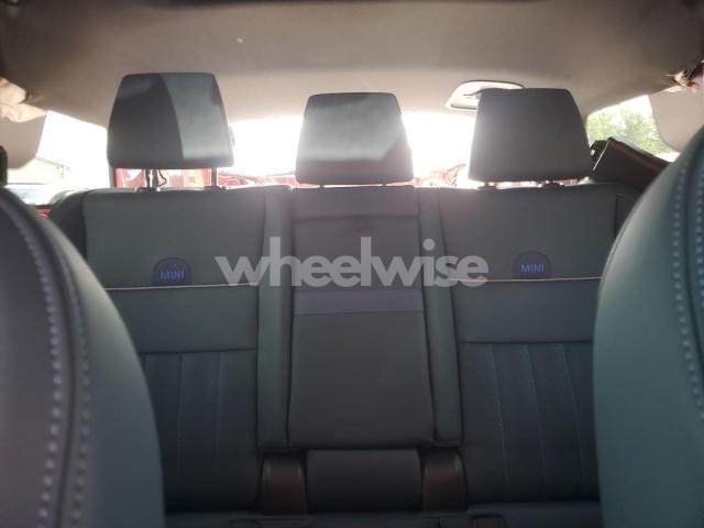 Photo 7 of 2025 MINI COUNTRYMAN SE ALL4 (VIN WMZ53GA09S7R70654)