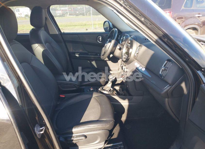 Photo 5 of 2017 Mini Countryman COOPER (VIN WMZYS7C31H3E06605)