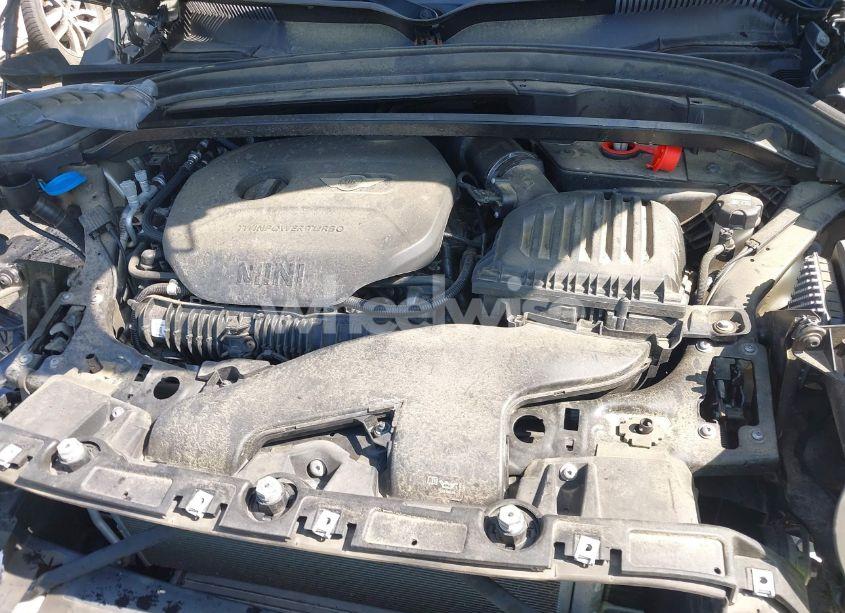 Photo 10 of 2018 Mini Countryman COOPER S (VIN WMZYT5C37J3E59574)