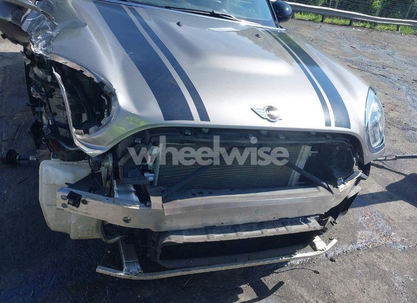 Photo 6 of 2018 Mini Countryman COOPER S (VIN WMZYT5C37J3E59574)