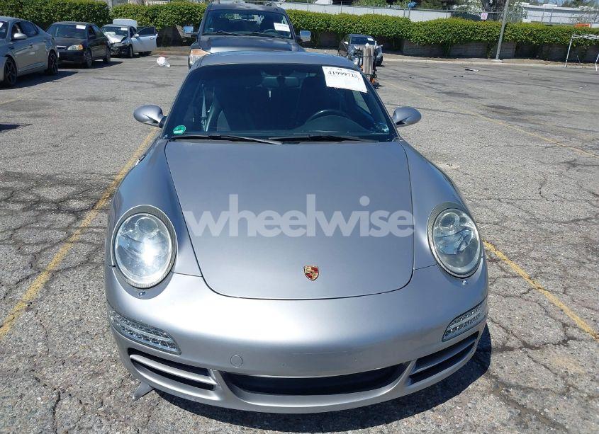 Photo 12 of 2005 Porsche 911 CARRERA (VIN WP0AA29915S717601)