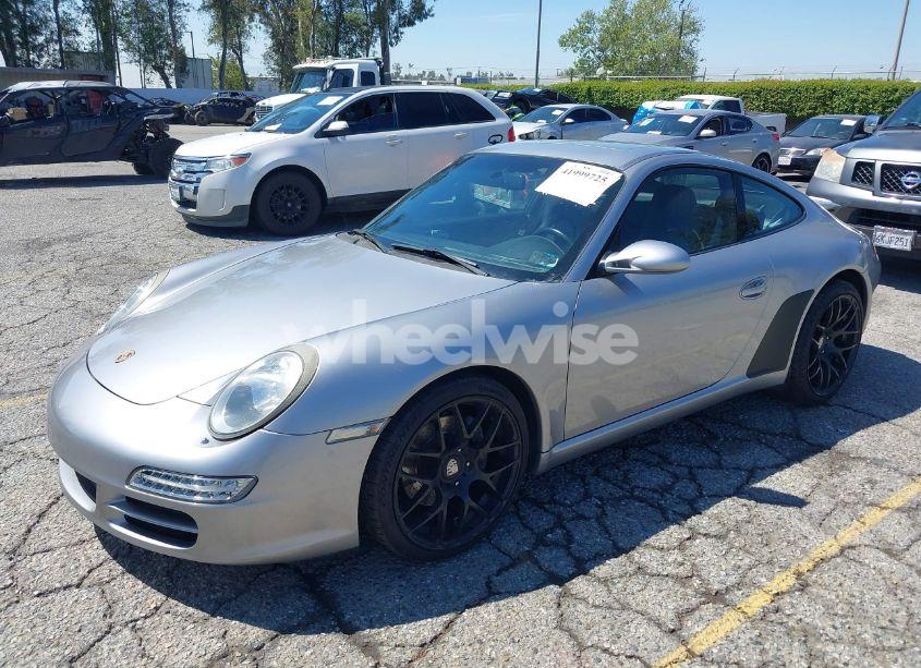 Photo 2 of 2005 Porsche 911 CARRERA (VIN WP0AA29915S717601)