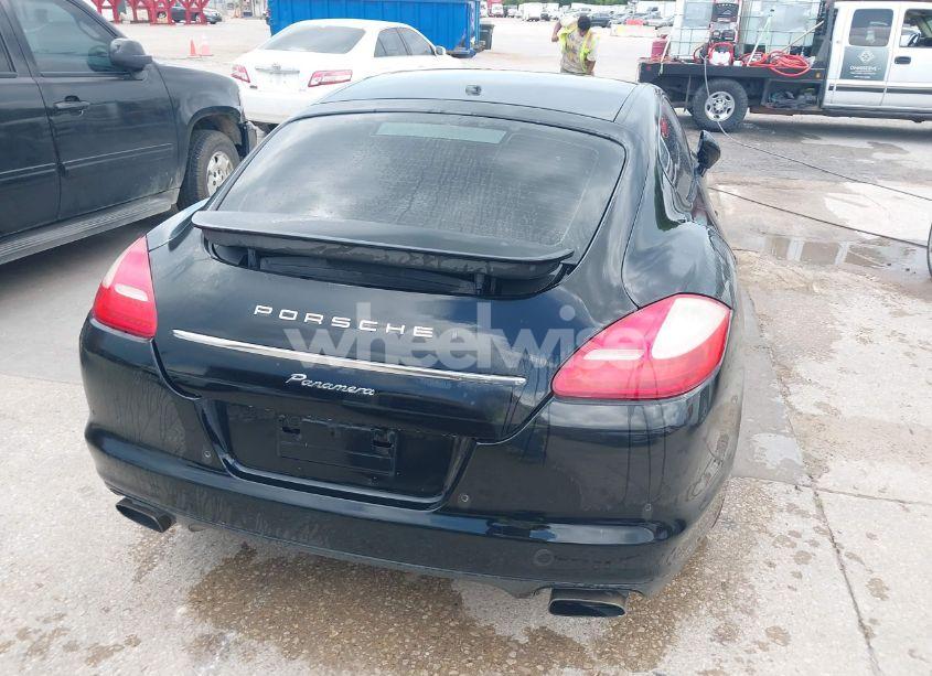 Photo 16 of 2011 Porsche Panamera 4 (VIN WP0AA2A71BL018792)
