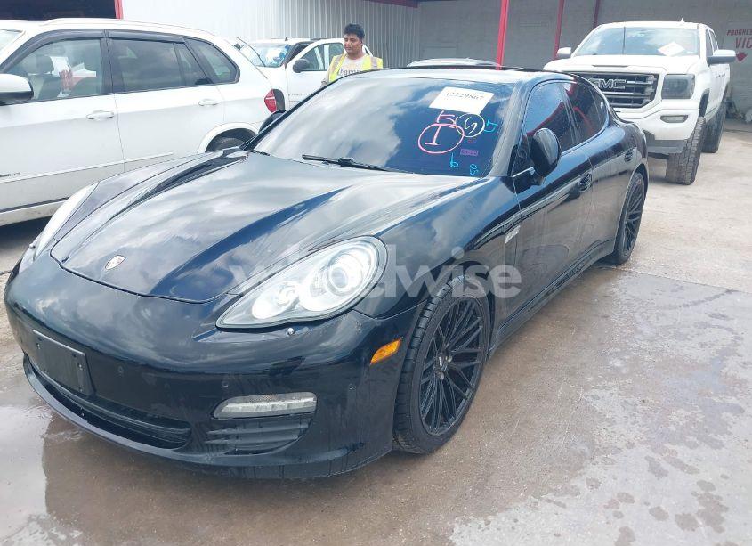 Photo 2 of 2011 Porsche Panamera 4 (VIN WP0AA2A71BL018792)