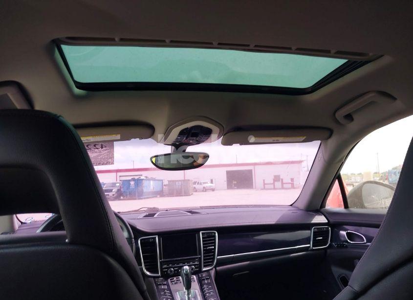 Photo 20 of 2011 Porsche Panamera 4 (VIN WP0AA2A71BL018792)