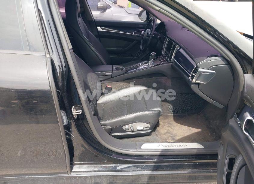 Photo 5 of 2011 Porsche Panamera 4 (VIN WP0AA2A71BL018792)