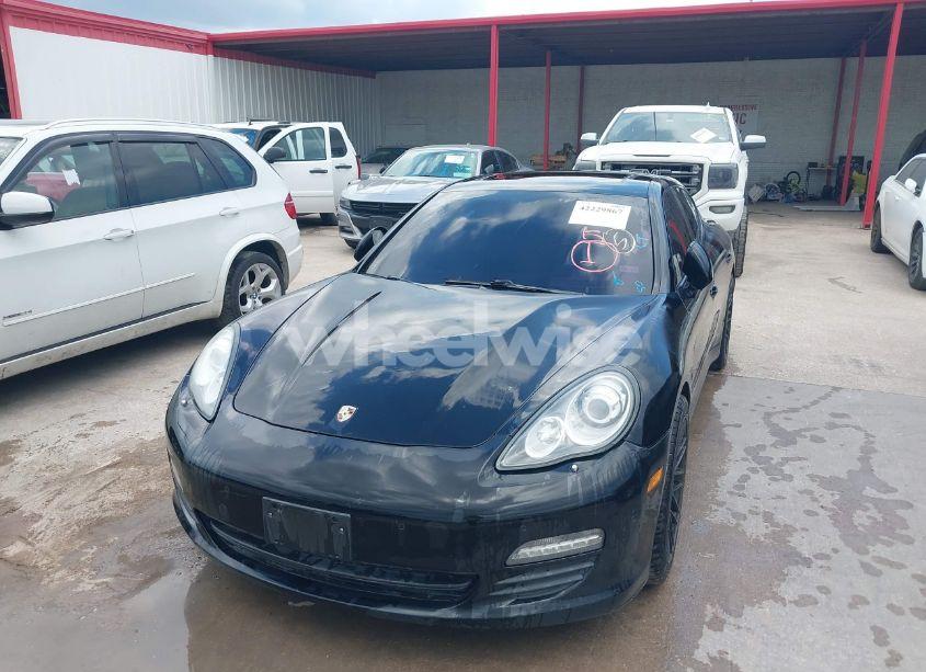 Photo 6 of 2011 Porsche Panamera 4 (VIN WP0AA2A71BL018792)
