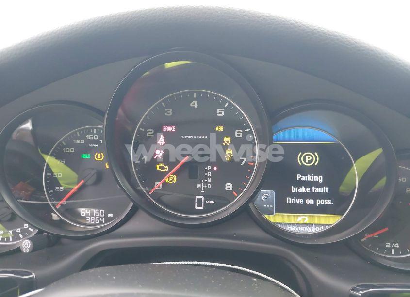 Photo 7 of 2015 Porsche Panamera 4 (VIN WP0AA2A71FL002436)