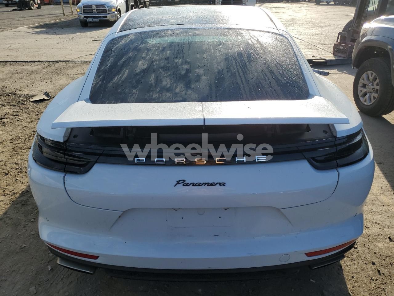 Photo 6 of 2017 PORSCHE PANAMERA 2 (VIN WP0AA2A73HL103786)