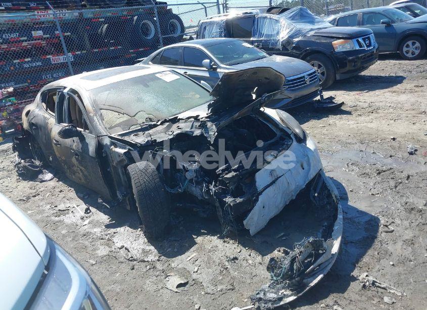 2011 Porsche Panamera 4 (VIN WP0AA2A74BL010735) main photo