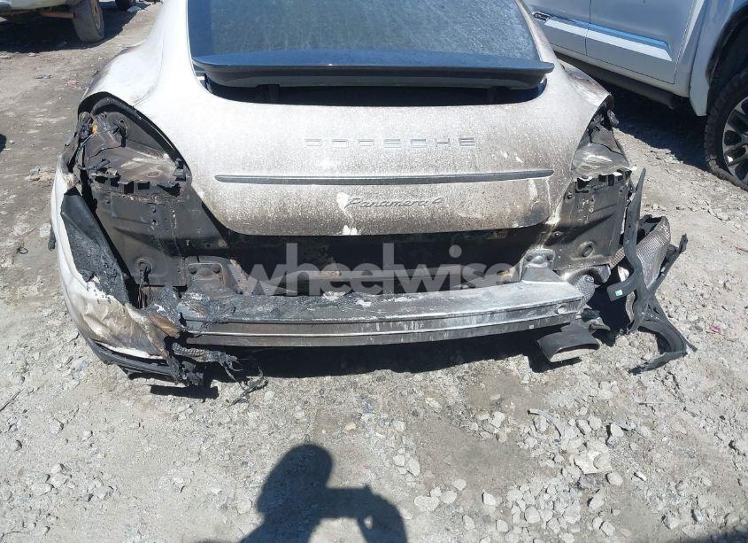 Photo 11 of 2011 Porsche Panamera 4 (VIN WP0AA2A74BL010735)