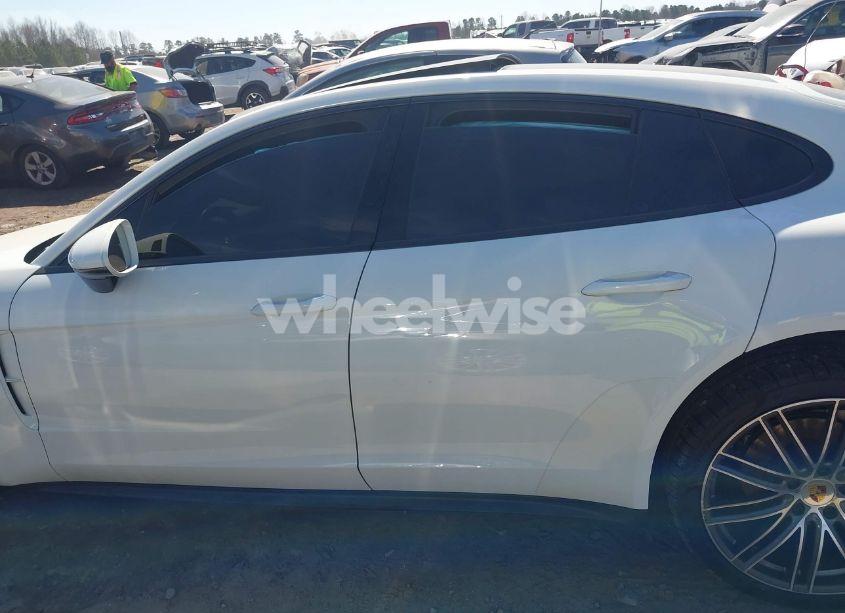 Photo 14 of 2018 Porsche Panamera 4 (VIN WP0AA2A74JL105312)