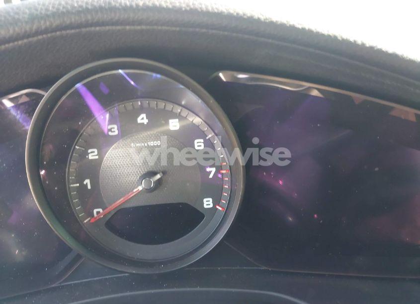 Photo 7 of 2018 Porsche Panamera 4 (VIN WP0AA2A74JL105312)