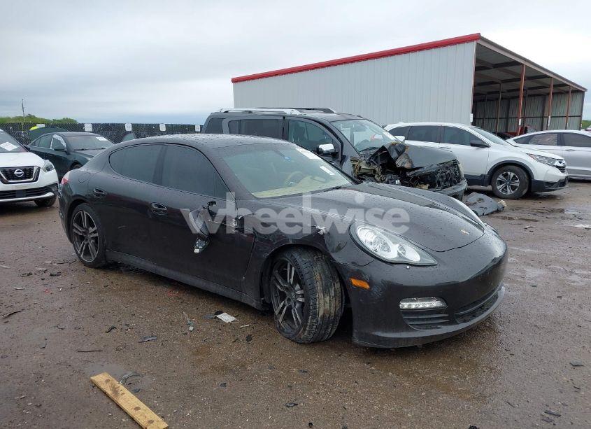 2012 Porsche Panamera 4 (VIN WP0AA2A75CL072582) main photo