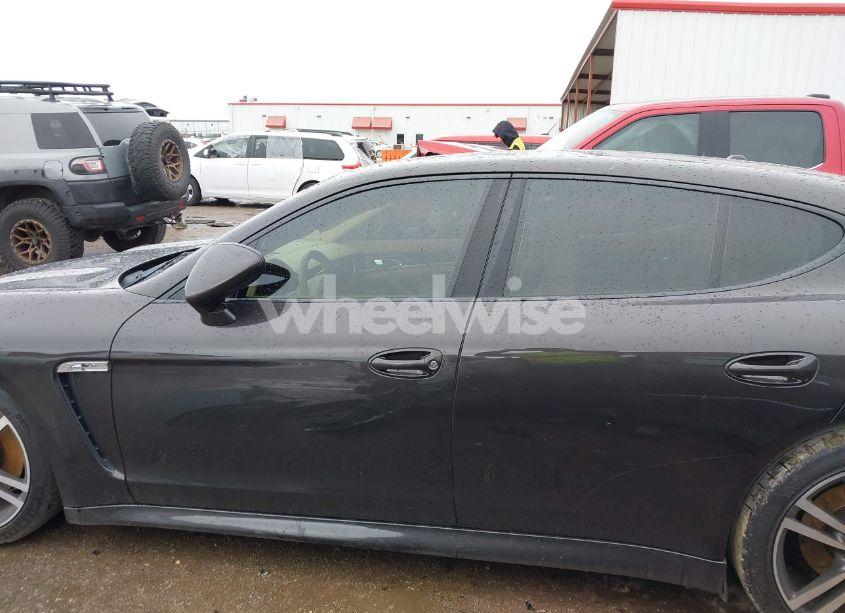 Photo 14 of 2012 Porsche Panamera 4 (VIN WP0AA2A75CL072582)