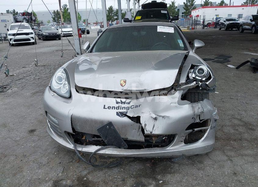 Photo 12 of 2011 Porsche Panamera 4 (VIN WP0AA2A78BL021432)