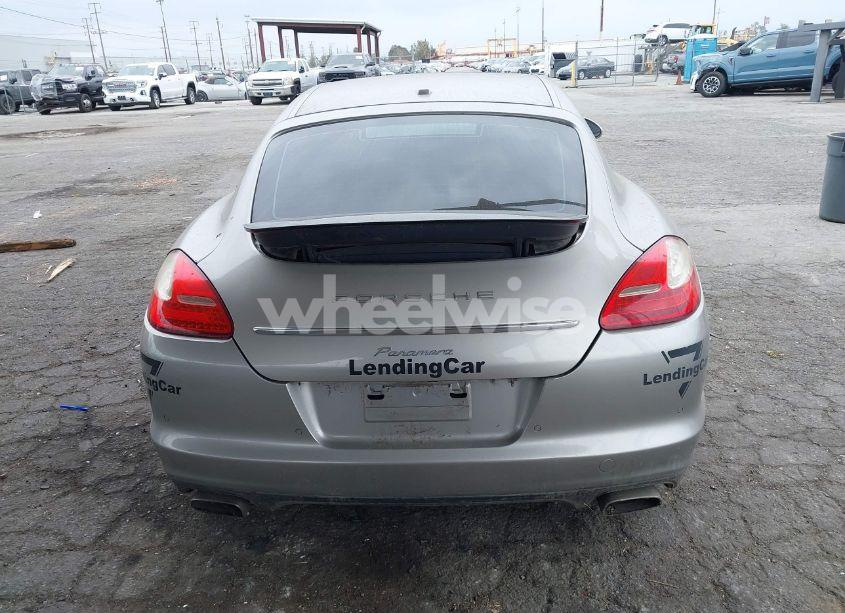 Photo 16 of 2011 Porsche Panamera 4 (VIN WP0AA2A78BL021432)