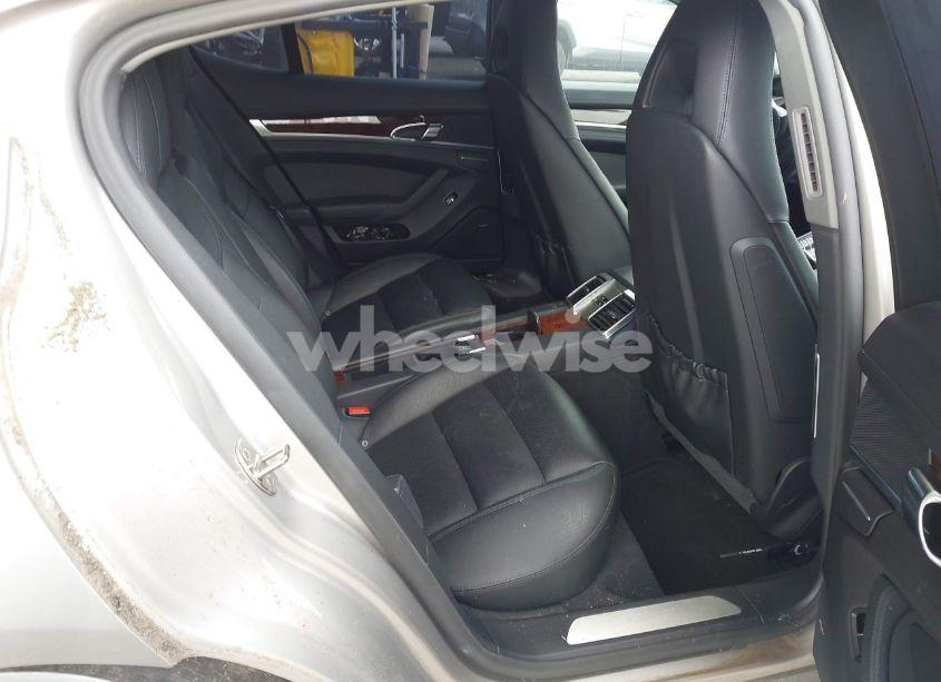 Photo 8 of 2011 Porsche Panamera 4 (VIN WP0AA2A78BL021432)