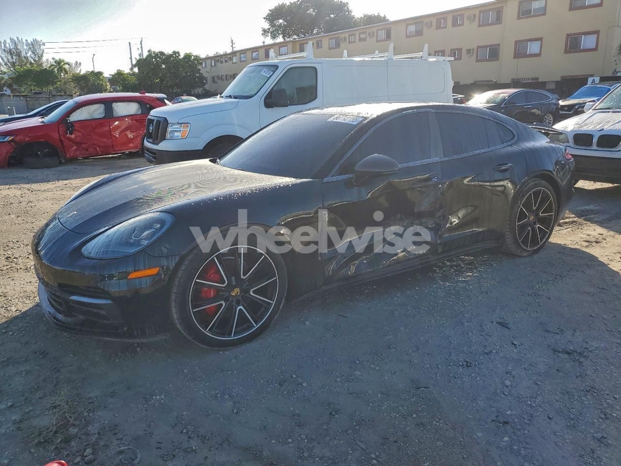 2018 PORSCHE PANAMERA 4 (VIN WP0AA2A79JL104124) main photo