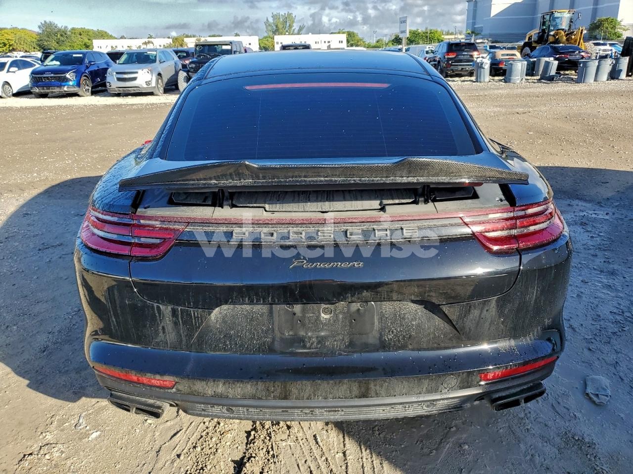 Photo 6 of 2018 PORSCHE PANAMERA 4 (VIN WP0AA2A79JL104124)
