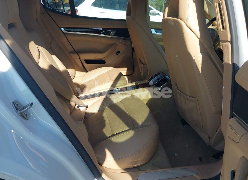 Photo 8 of 2013 Porsche Panamera 4 (VIN WP0AA2A7XDL014047)