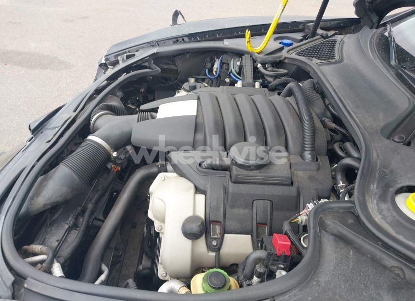 Photo 10 of 2015 Porsche Panamera 4 (VIN WP0AA2A7XFL001463)