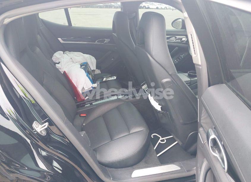 Photo 8 of 2015 Porsche Panamera 4 (VIN WP0AA2A7XFL001463)