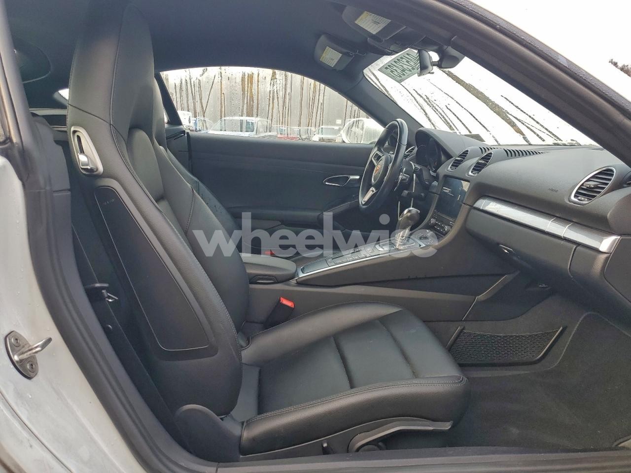 Photo 10 of 2018 PORSCHE CAYMAN (VIN WP0AA2A81JK262696)