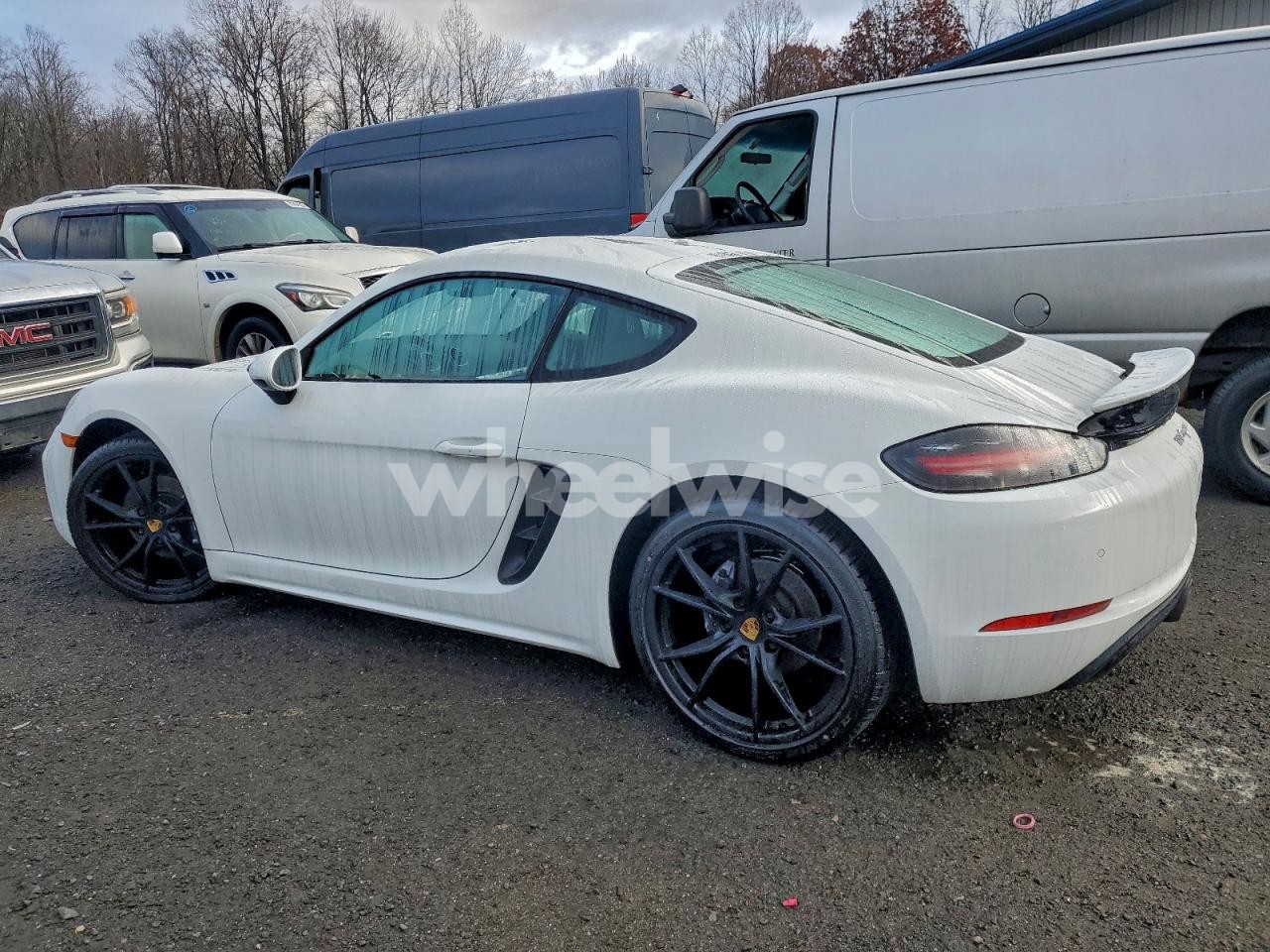 Photo 2 of 2018 PORSCHE CAYMAN (VIN WP0AA2A81JK262696)