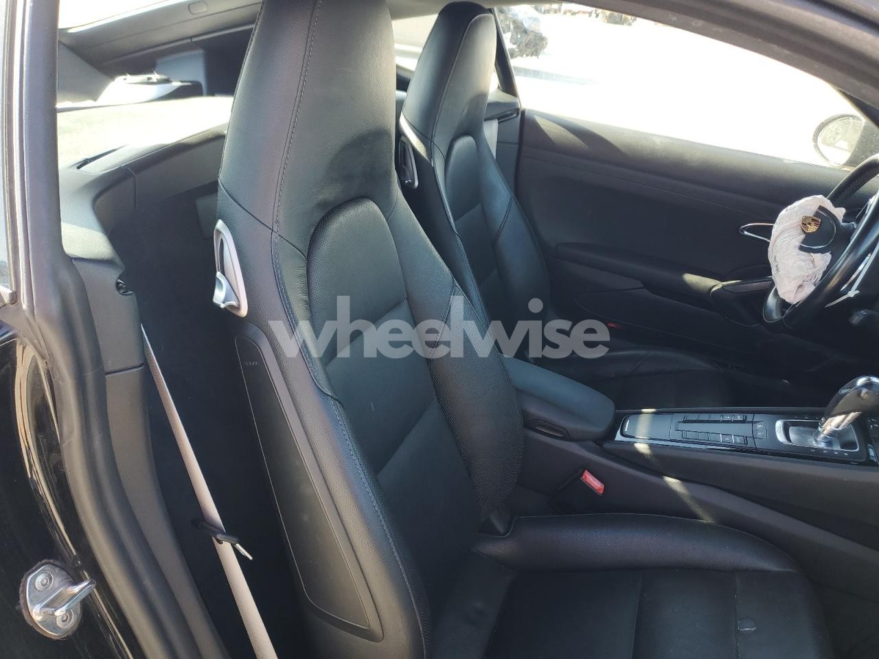 Photo 10 of 2018 PORSCHE CAYMAN (VIN WP0AA2A87JK261875)