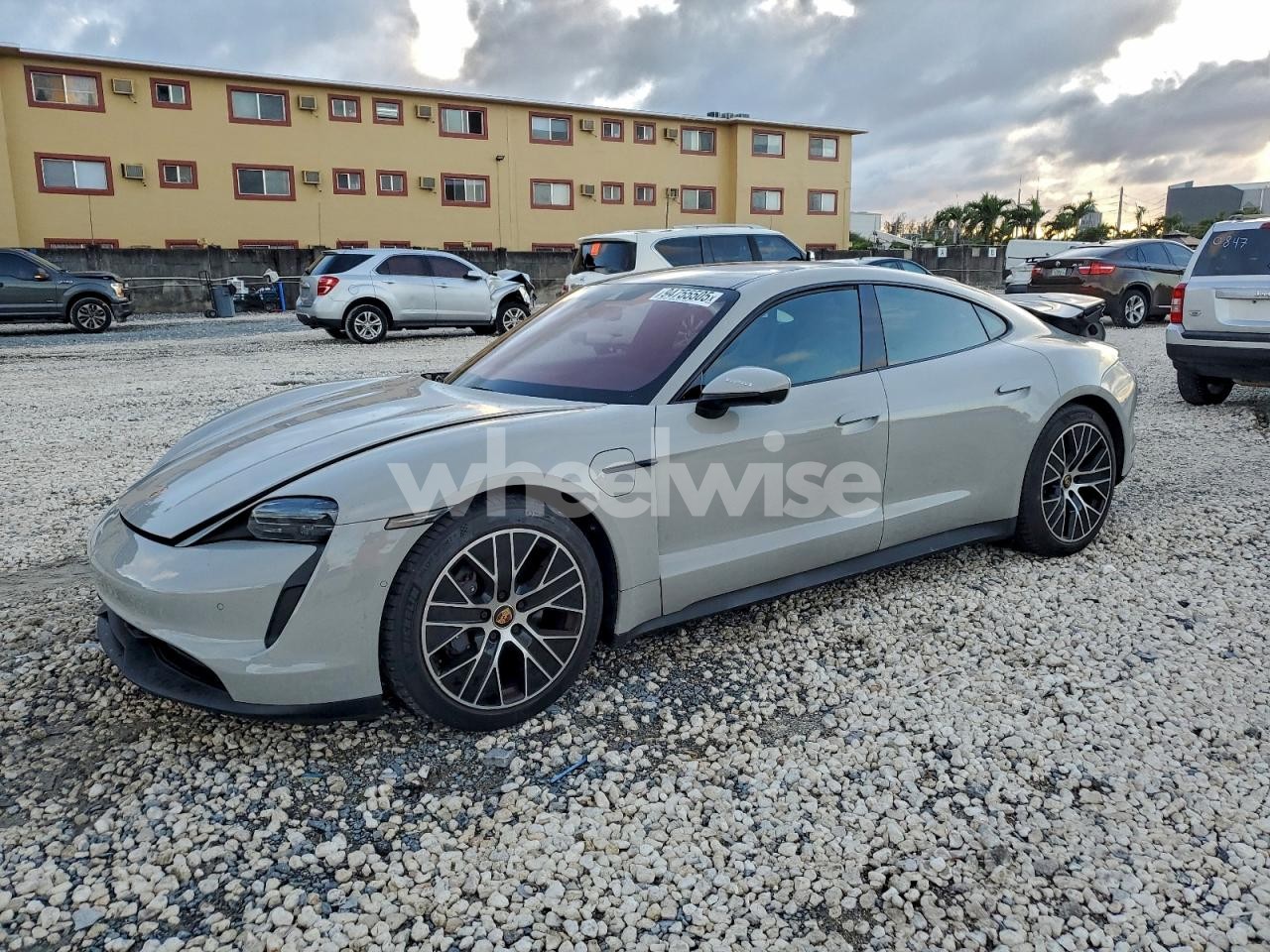 2022 PORSCHE TAYCAN (VIN WP0AA2Y12NSA11834) main photo